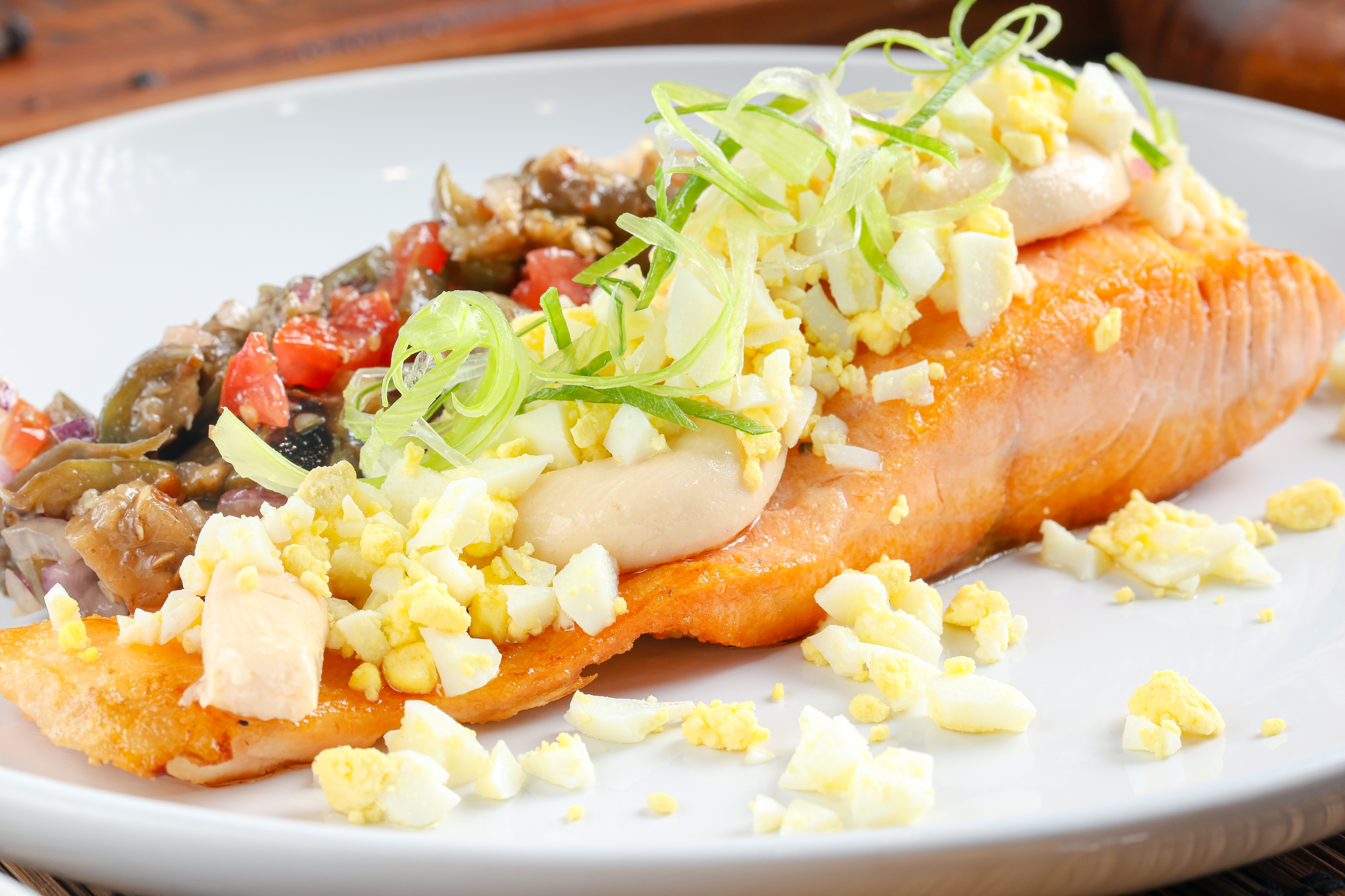 KNR Ensaladang Salmon